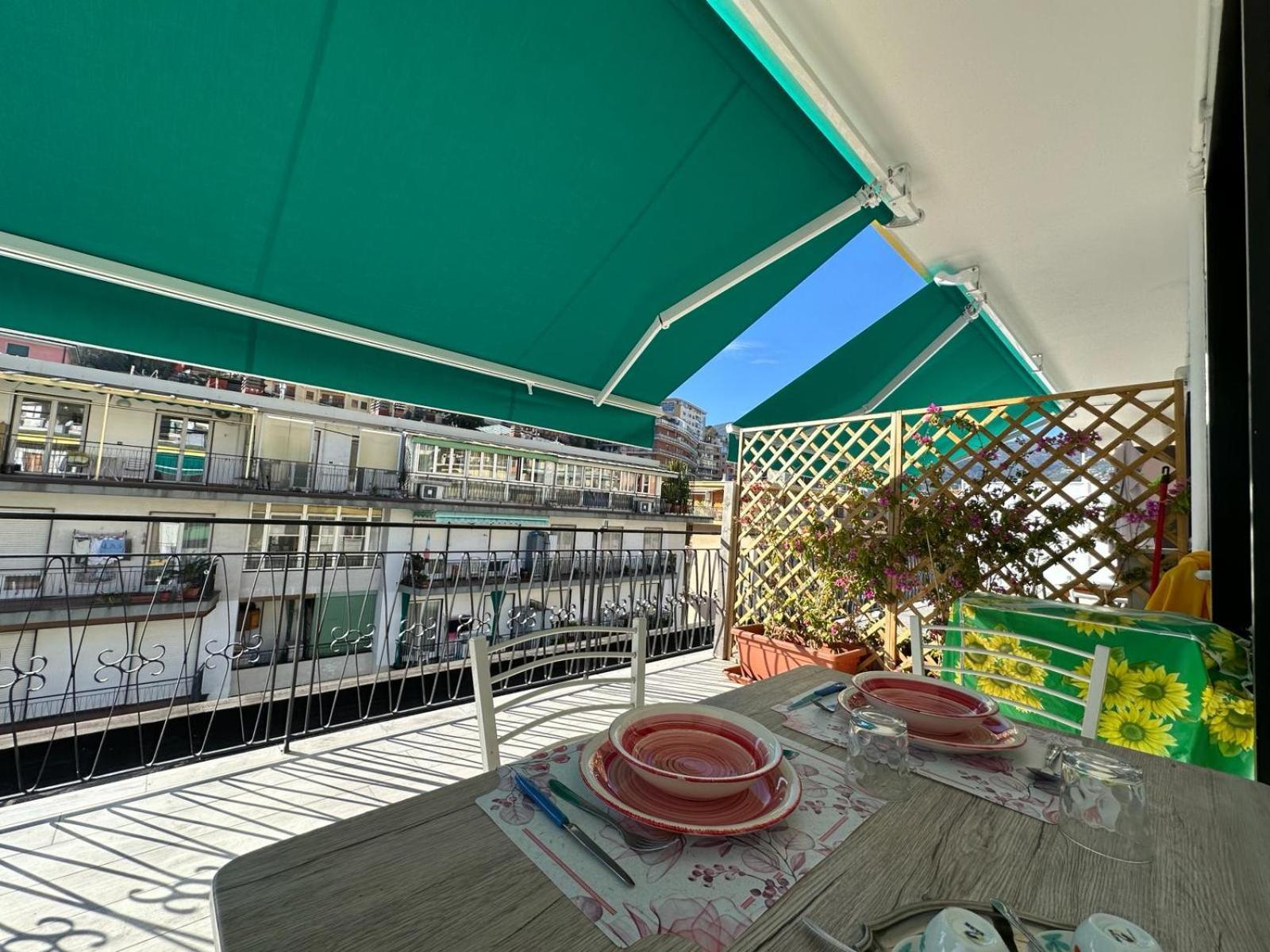 Wh - Un Posto Al Sole - Attico Monolocale Con Parcheggio Gratuito - 5 Minuti Dal Centro - Wifi Lägenhet Sanremo Exteriör bild
